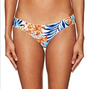 RIPCURL cheeky coverage bathing suit bottoms!